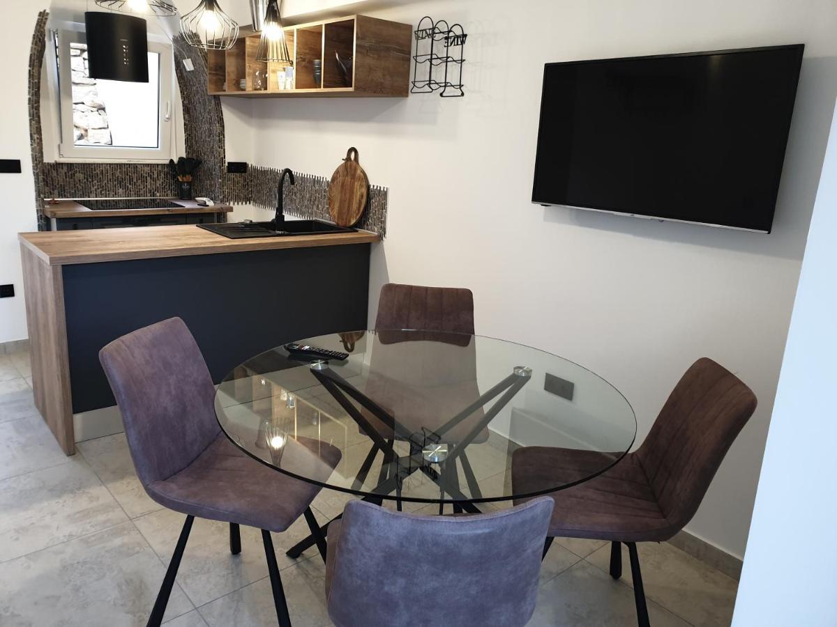 Castel Apartment Mali Losinj Luaran gambar