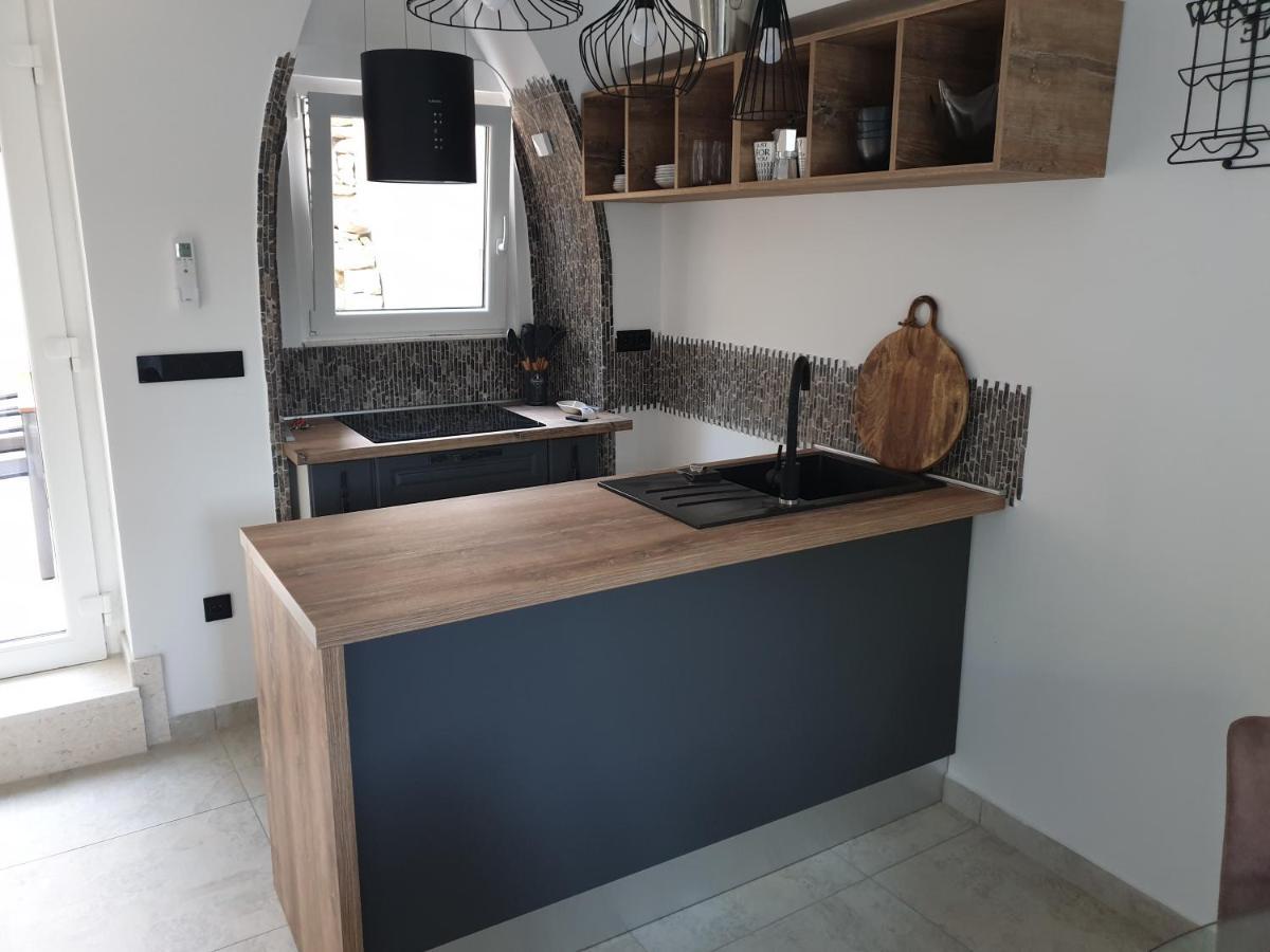 Castel Apartment Mali Losinj Luaran gambar