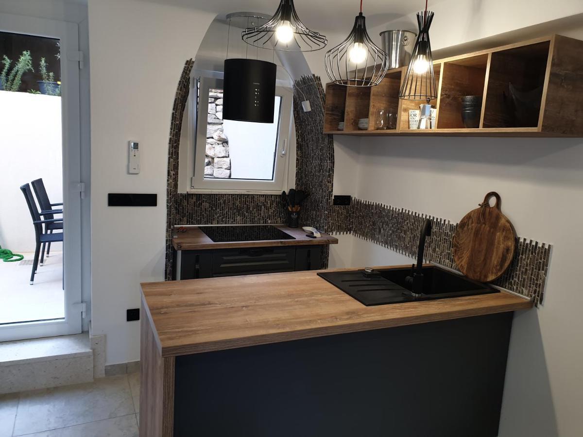Castel Apartment Mali Losinj Luaran gambar