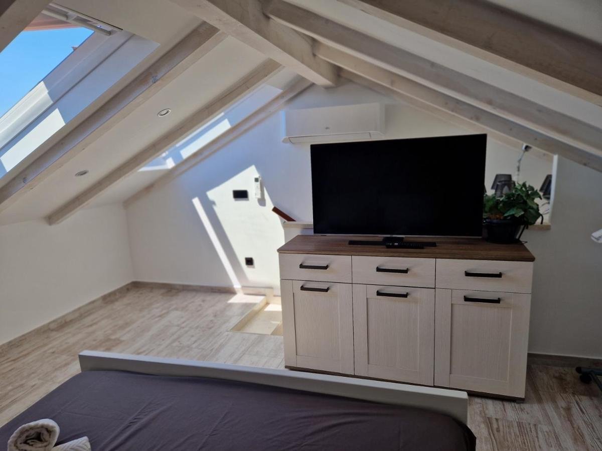 Castel Apartment Mali Losinj Luaran gambar