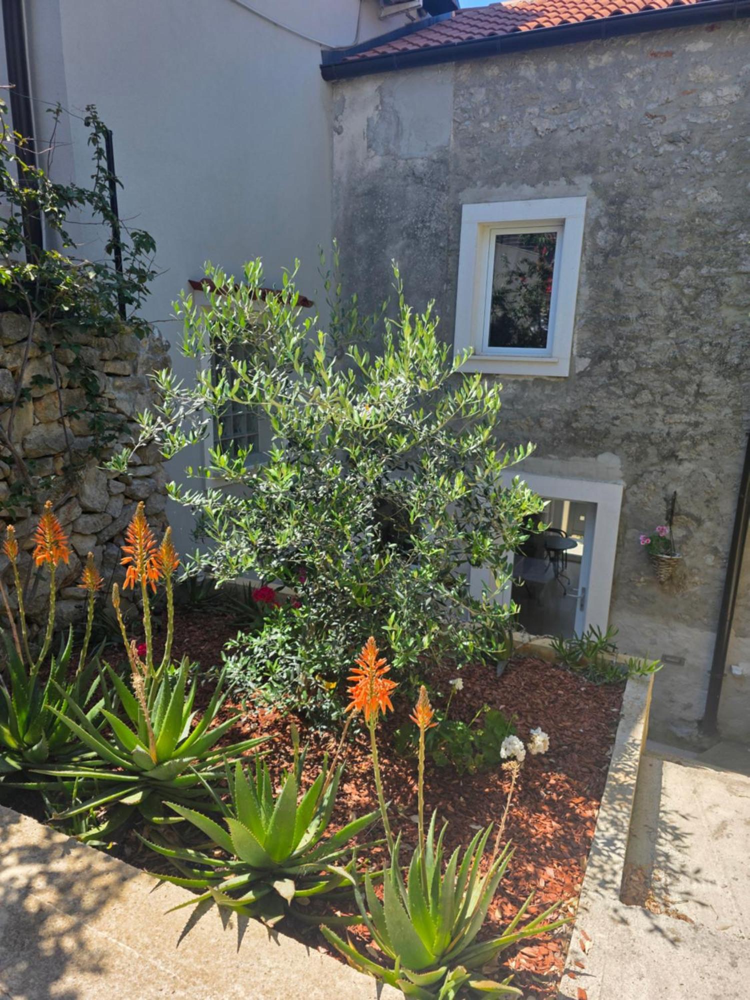 Castel Apartment Mali Losinj Luaran gambar